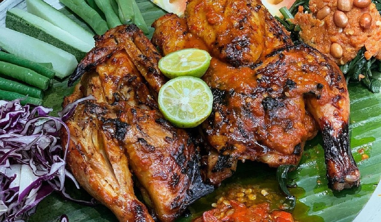 Kelezatan Tak Terbantahkan: Ayam Taliwang Sebagai Destinasi Wisata Kuliner